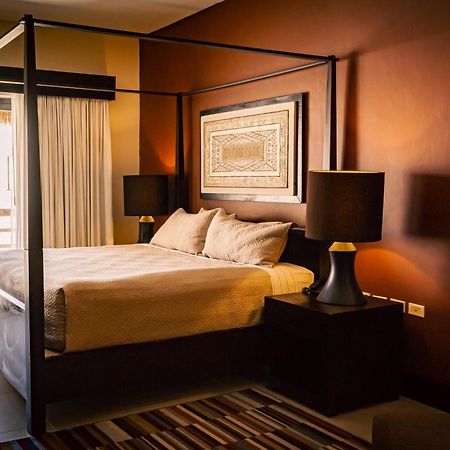 Aldea Thai Beachfront Condos بلايا ديل كارمن المظهر الخارجي الصورة