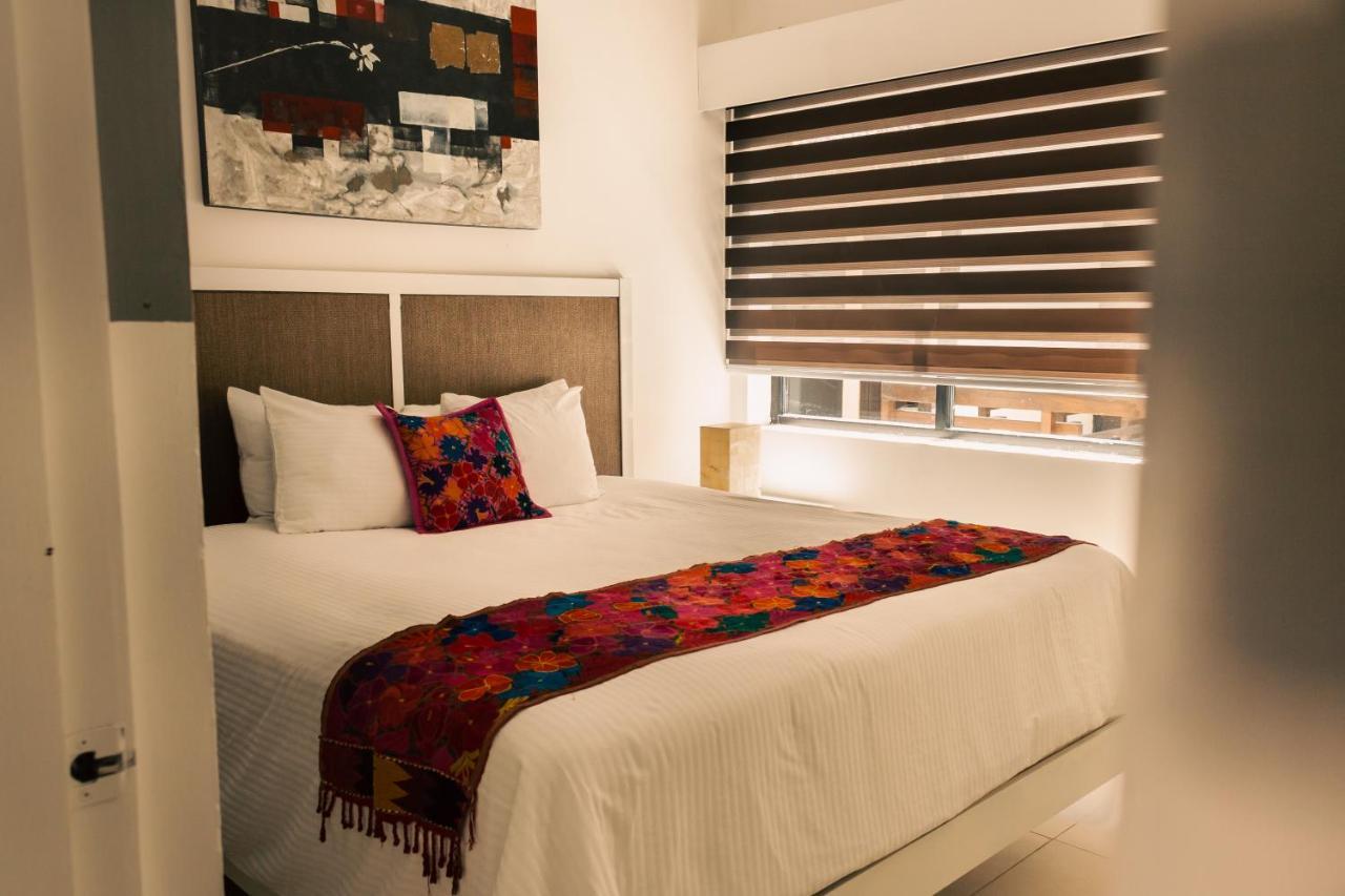 Aldea Thai Beachfront Condos بلايا ديل كارمن المظهر الخارجي الصورة
